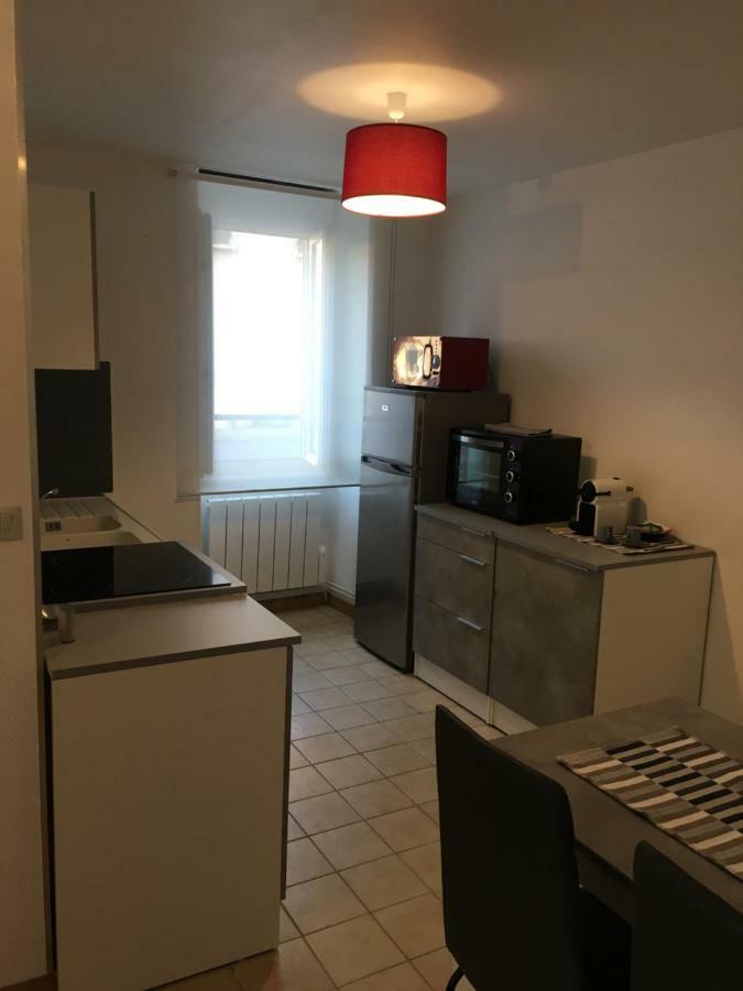 Charmant T2 Rdc Dans Residence Avec Parc Arbore Saint-Pierre-le-Moûtier Exterior foto